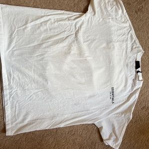 Essentials - Fear of God brand new shirt